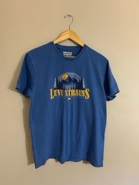 Levi's Blue Short-Sleeve Tee with Yellow Mountain Graphic